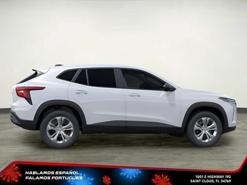 New 2026 Chevrolet Trax LS FWD image 4