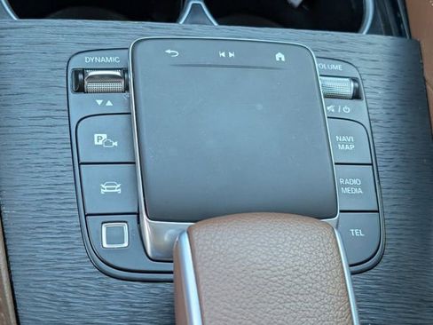 Used 2025 Mercedes-Benz GLE 350 4MATIC image 18