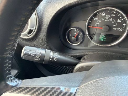 Used 2015 Jeep Wrangler Unlimited Sahara w/ Connectivity Group AWD/4WD image 51