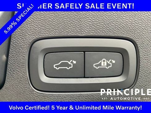 Certified 2024 Volvo XC60 B5 Core AWD/4WD image 33