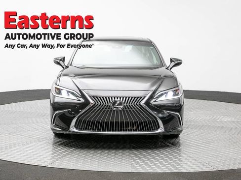 Used 2021 Lexus ES 350 w/ Premium Package FWD image 2