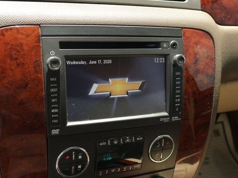 Used 2013 Chevrolet Tahoe LTZ AWD/4WD image 37