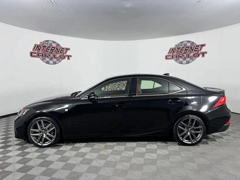 Used 2020 Lexus IS 300 F Sport w/ F Sport Package image 4