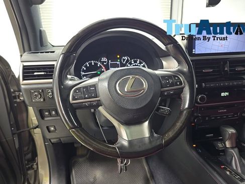 Used 2023 Lexus GX 460 Premium w/ Premium Package AWD/4WD image 10