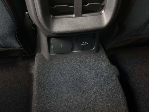 New 2025 Ford Bronco Heritage Edition image 32