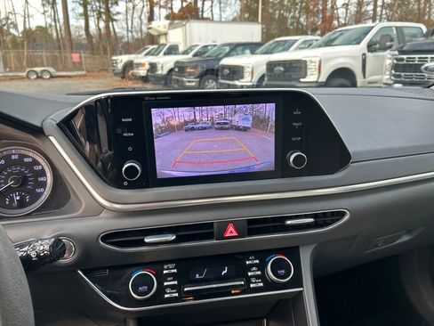 Used 2022 Hyundai Sonata Blue image 18