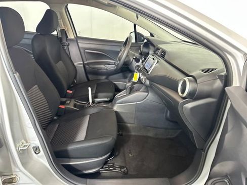 Used 2024 Nissan Versa S w/ S Plus Package image 28