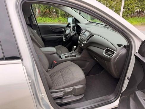 Used 2020 Chevrolet Equinox LT AWD/4WD image 10