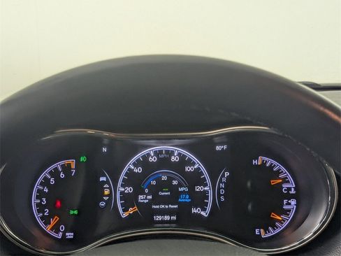 Used 2015 Jeep Grand Cherokee Laredo image 18