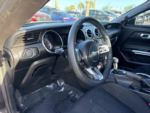 Used 2022 Ford Mustang Coupe RWD image 14
