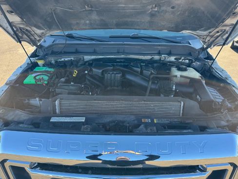 Used 2014 Ford F250 XLT w/ Advanced Security Group image 22