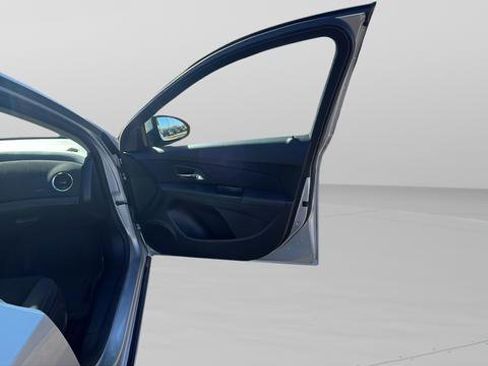 Used 2013 Chevrolet Cruze Eco image 25