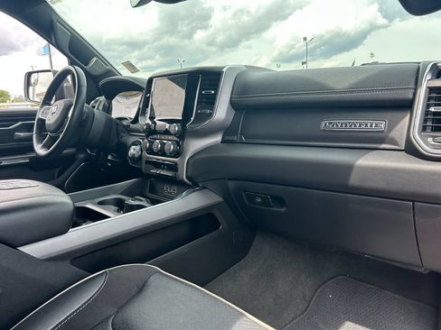 Used 2024 RAM 1500 Laramie AWD/4WD image 34