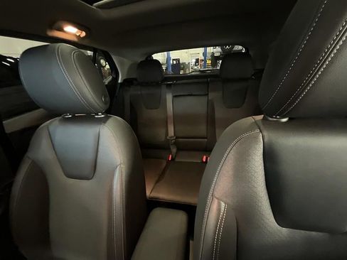 Used 2022 Buick Encore GX Select w/ Experience Buick Package image 30