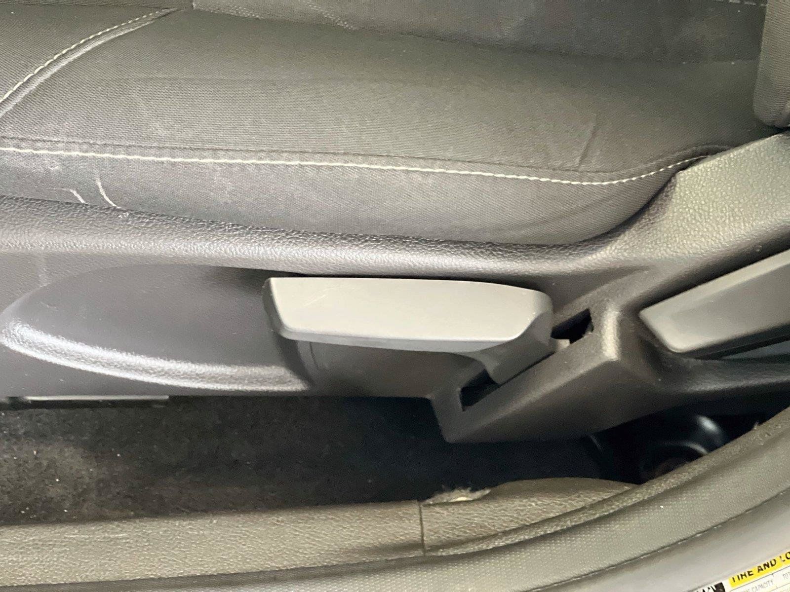 Used 2016 Ford Focus SE FWD image 20