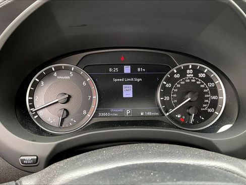 Certified 2023 INFINITI QX55 Essential AWD/4WD image 18