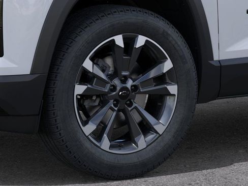 New 2026 Chevrolet Equinox RS w/ Convenience Package III AWD/4WD image 9