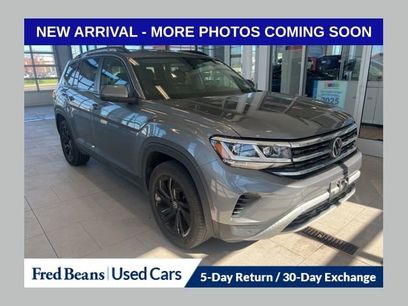 Used 2023 Volkswagen Atlas SE w/ Black Wheel Package