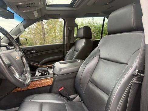 Used 2019 Chevrolet Tahoe Premier AWD/4WD image 11