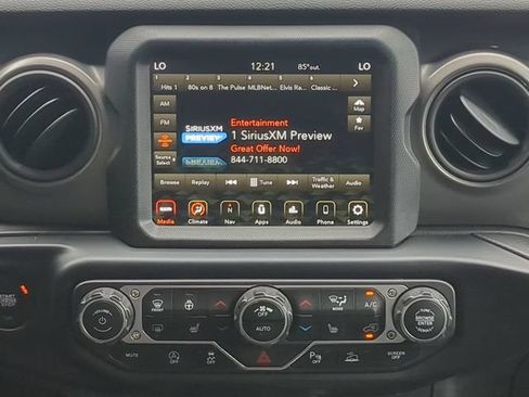 Used 2023 Jeep Gladiator Sport AWD/4WD image 17