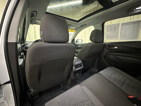 Certified 2024 Chevrolet Equinox LT w/ LPO, Floor Liner Package image 21