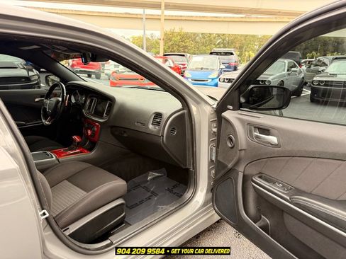 Used 2019 Dodge Charger Scat Pack RWD image 35