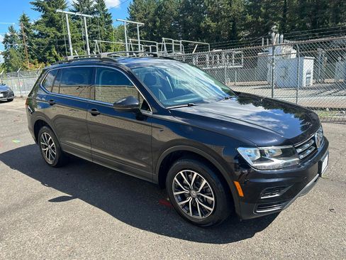 Used 2019 Volkswagen Tiguan SE AWD/4WD image 3