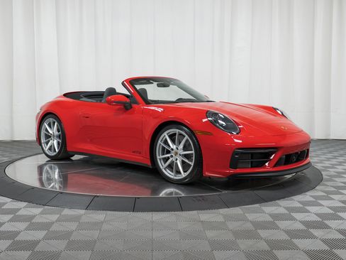 Certified 2024 Porsche 911 Carrera GTS image 9
