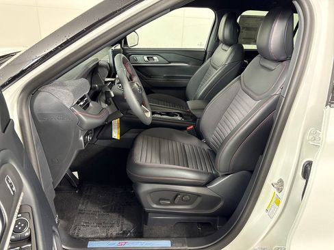 New 2026 Ford Explorer ST-Line RWD image 30
