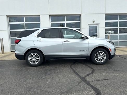 Used 2022 Chevrolet Equinox LT FWD image 3