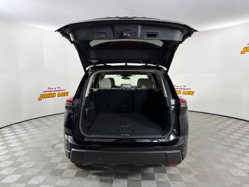 New 2026 Nissan Rogue SV image 5