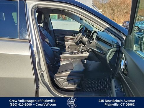 Used 2022 Jeep Compass Trailhawk image 16