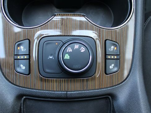 Used 2023 GMC Acadia SLE w/ Driver Convenience Package image 27