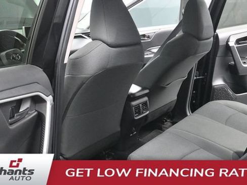 Used 2024 Toyota RAV4 LE AWD/4WD image 11