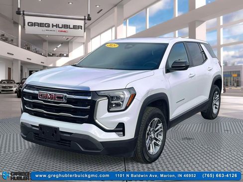 Used 2025 GMC Terrain Elevation image 1