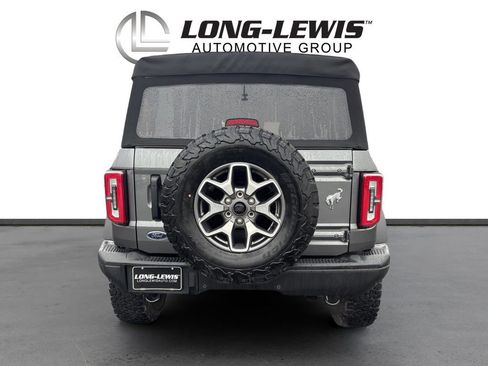 Used 2022 Ford Bronco Badlands image 5