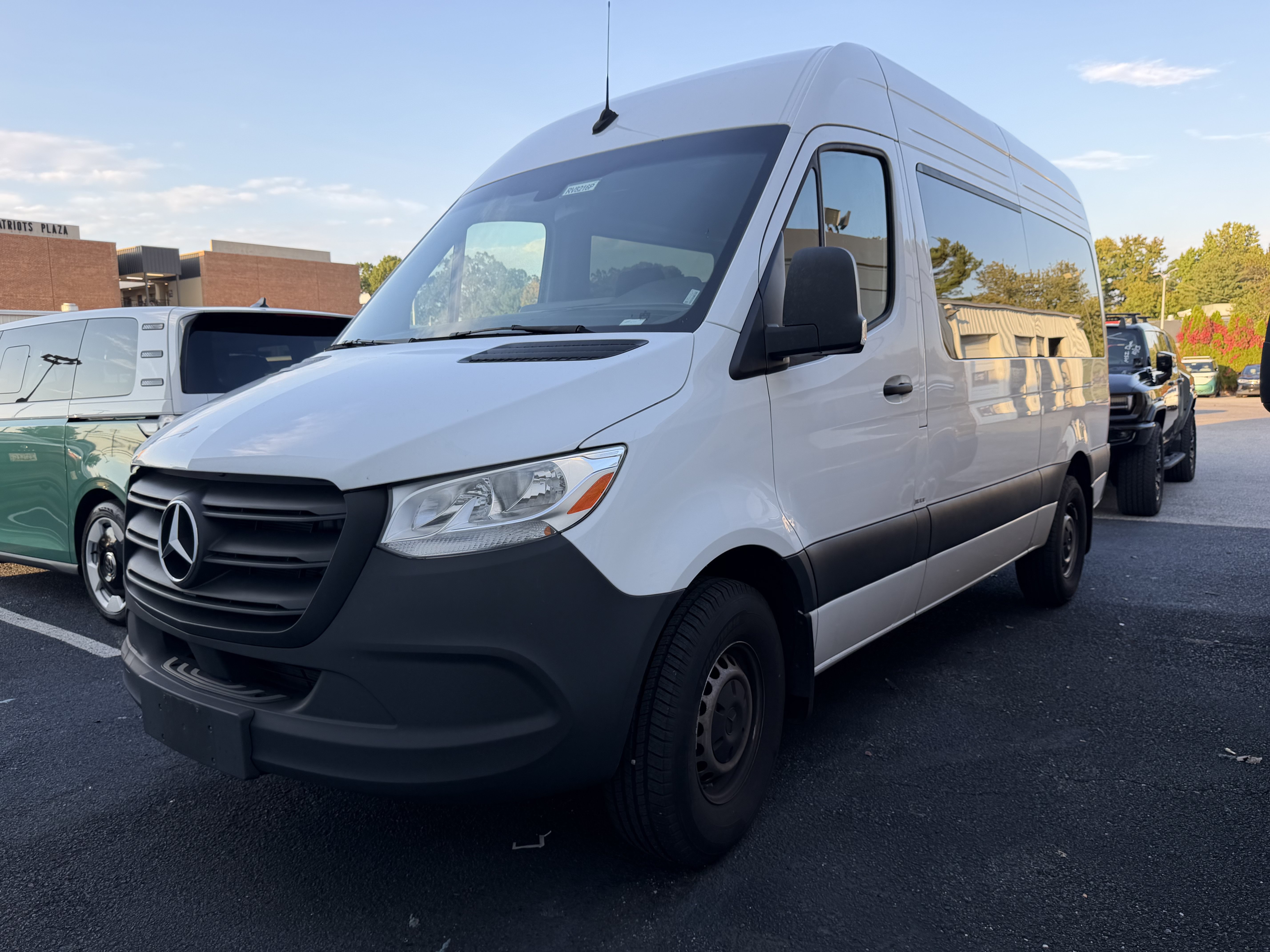 Used 2024 Mercedes-Benz Sprinter 2500 image 15