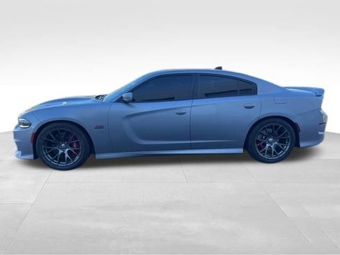 Used 2016 Dodge Charger SRT w/ Harman/Kardon Audio Group image 8