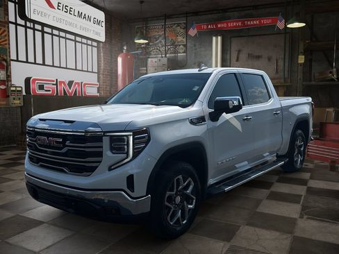 Certified 2025 GMC Sierra 1500 SLT w/ SLT Premium Plus Package AWD/4WD image 1