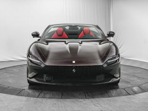 Used 2024 Ferrari Roma Spider image 3