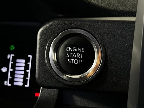 Certified 2026 Toyota 4Runner SR5 AWD/4WD image 19