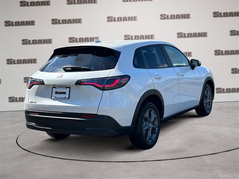 New 2026 Honda HR-V LX image 5