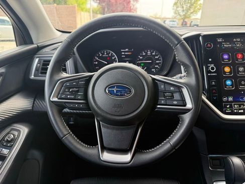 Used 2025 Subaru Ascent Premium AWD/4WD image 8
