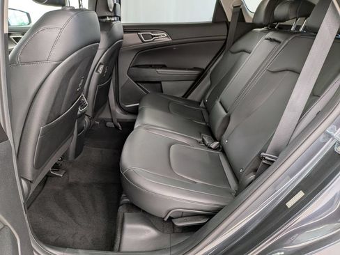 Used 2023 Kia Sportage EX FWD image 26