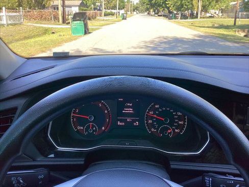 Used 2020 Volkswagen Jetta S w/ Driver Assistance Package FWD image 32