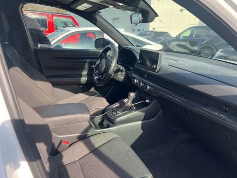 Used 2023 Honda CR-V Sport image 4