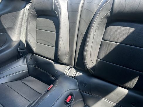 Used 2021 Ford Mustang GT Premium w/ GT Performance Package RWD image 9