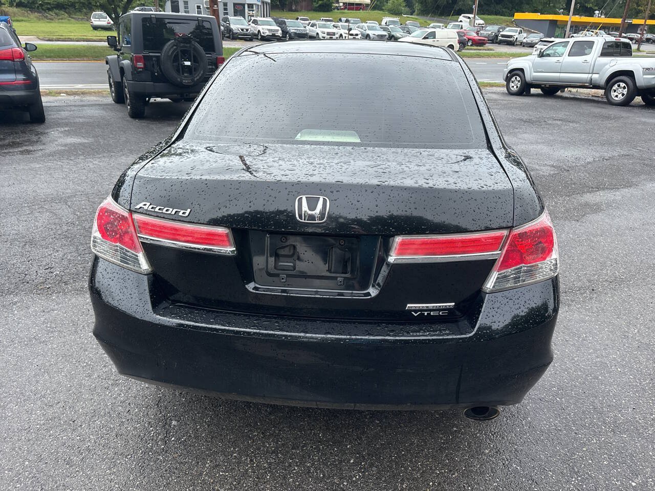 Used 2011 Honda Accord SE image 12