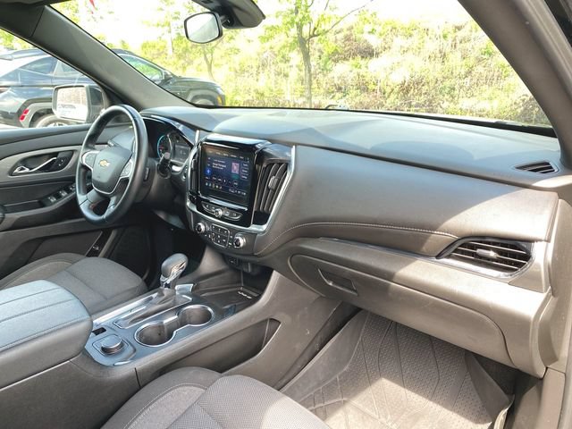 Used 2023 Chevrolet Traverse LT FWD image 27