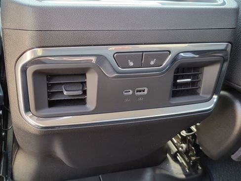 New 2025 GMC Sierra 3500 Denali w/ Denali Reserve Package image 35